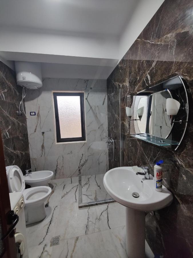 City Center Apartment Berat Eksteriør billede