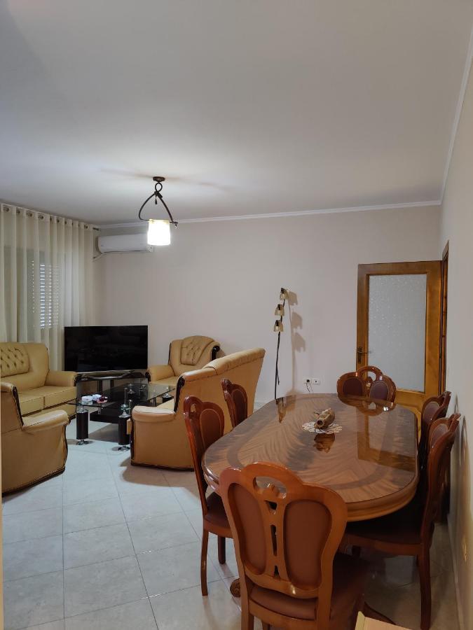 City Center Apartment Berat Eksteriør billede